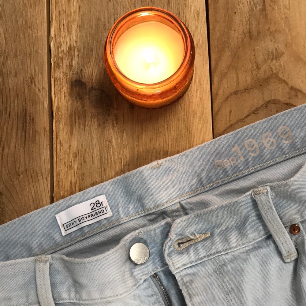 Gap 1969 sexy boyfriend jeans